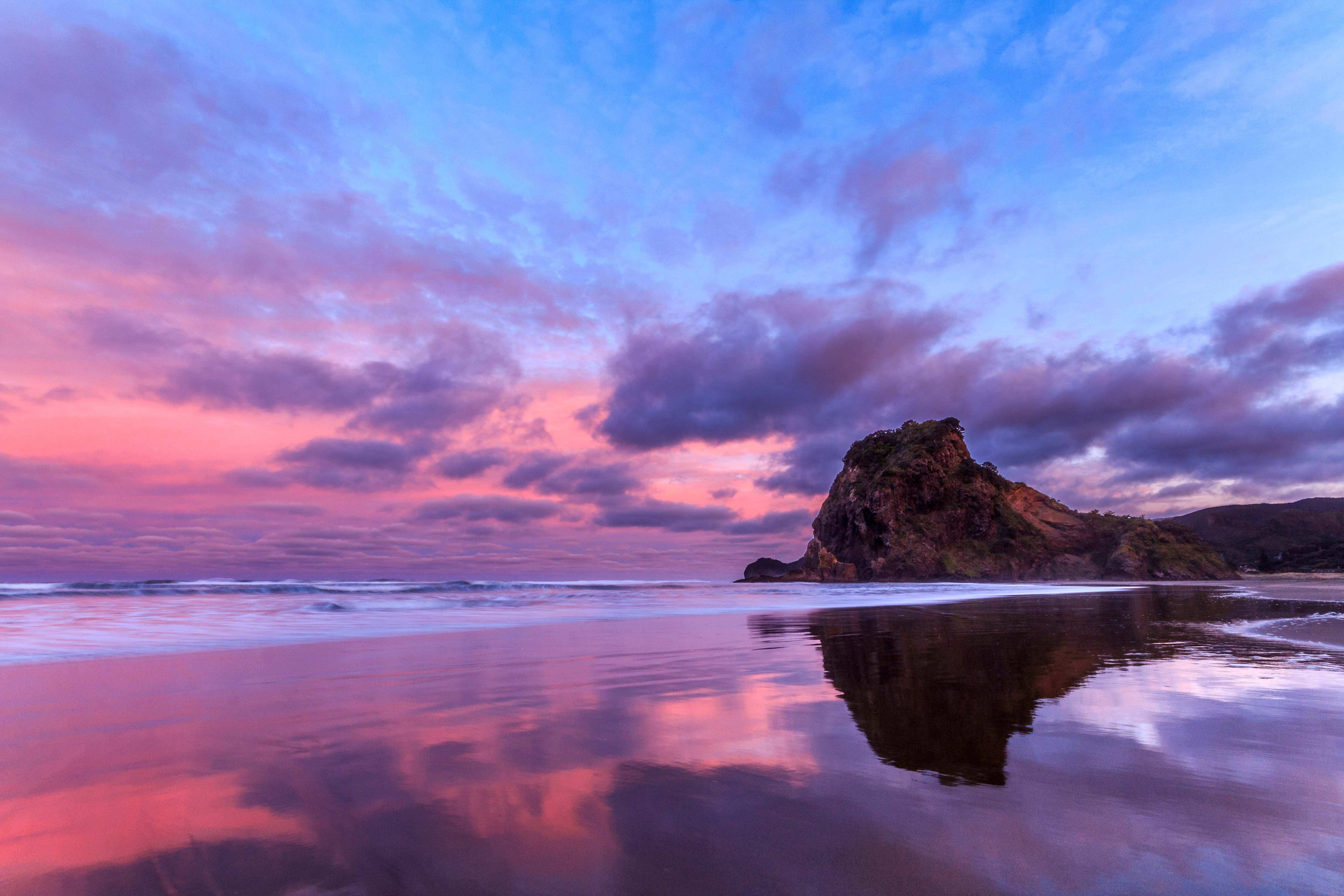 Lion rock, Piha at sunrise.